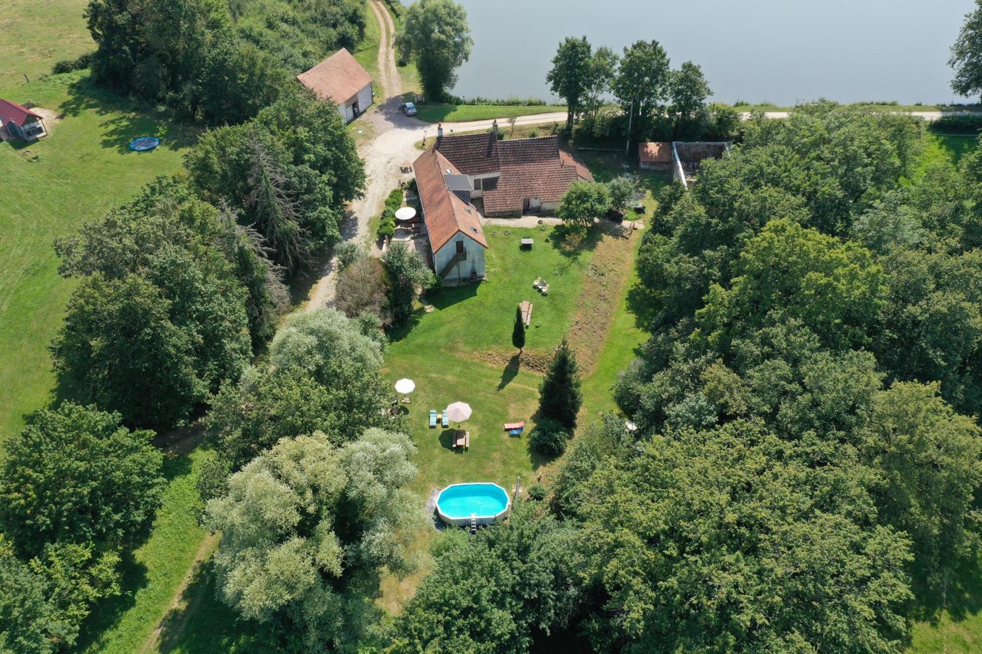 Le Coeur du Moulin - chambre d'hôte Saint-Aubin-le-Monial Extérieur photo